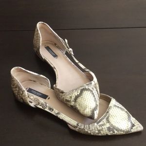 Snakeskin flats